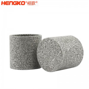 恒歌粉末燒結(jié)不銹鋼濾筒防塵透氣濾芯過(guò)濾精準(zhǔn)壽命長(zhǎng)，應(yīng)用于化學(xué)分析
